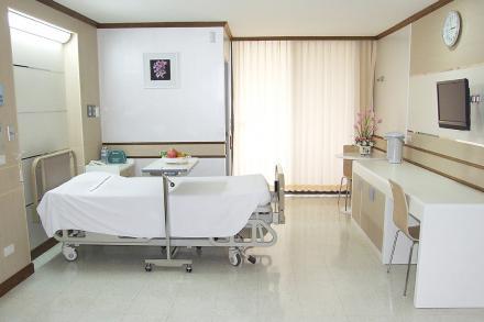 Patient's Room - Standard - Yanhee Hospital - Hospital Yanhee
